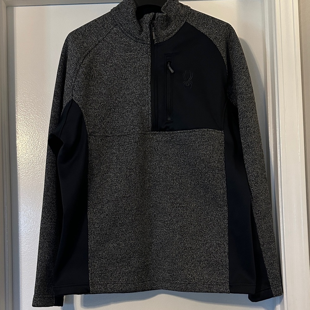 Men’s Spyder, Black and Gray half zip pullover. Size large.